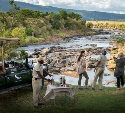 Coffee stop on the Mara River. 