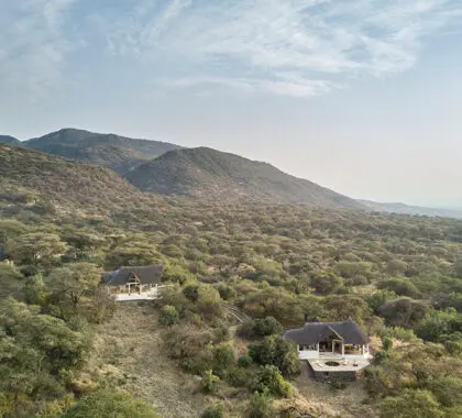 Exterior del Lentorre Lodge.