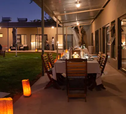 Safari_House_Dinner-Area