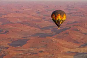 Paseo en globo sobre las dunas de Sossusvlei | Little Kulala