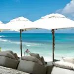 Playas seguras, aguas cálidas y poco profundas y buen tiempo: los ingredientes esenciales para unas vacaciones familiares perfectas.