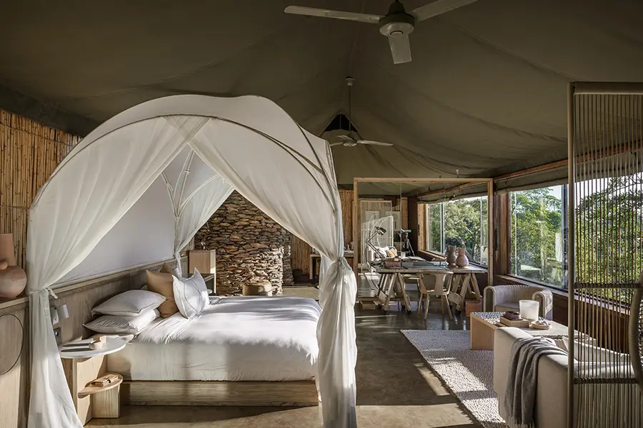 Singita-Faru-Faru-Lodge-Suite