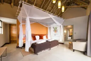 Bedroom interior at Safarihoek Lodge.