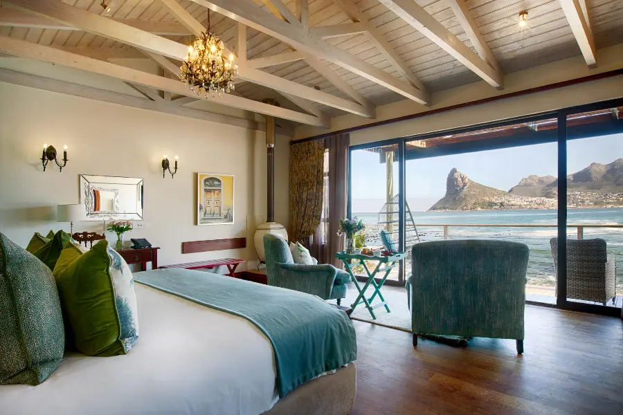 Mirando desde la suite de la isla en Tintswalo Atlantic en Hout Bay, Ciudad del Cabo | Go2Africa