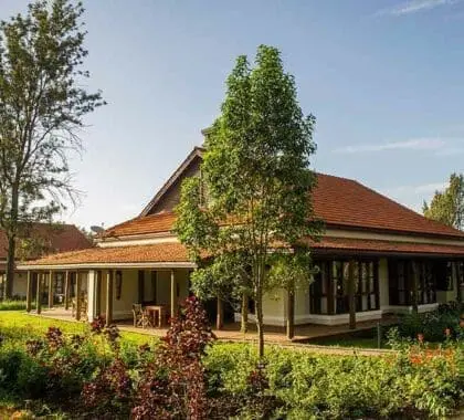 Exterior del Legendary Lodge.