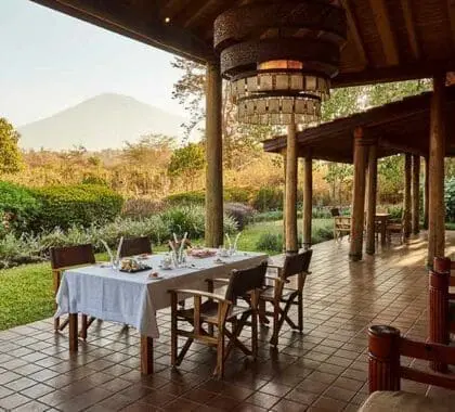 Desayuno con vistas en el Legendary Lodge.