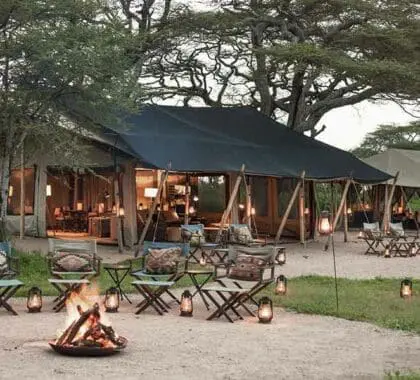 TANZANIA_Legendary-Expeditions_Legendary-Serengeti-Mobile-Camp_1-Legendary-Serengeti-Camp-Boma-Area