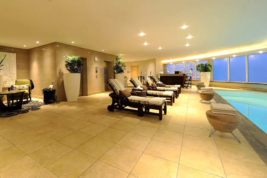 intercontinantal-or-tambo-international-airport-hotel-johannesburg-_spa-pool