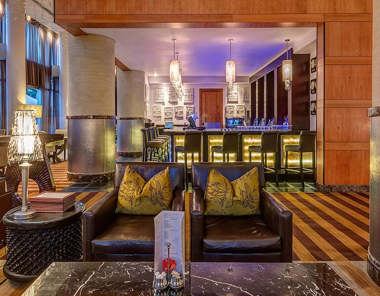 intercontinantal-or-tambo-international-airport-hotel-johannesburg-lounge