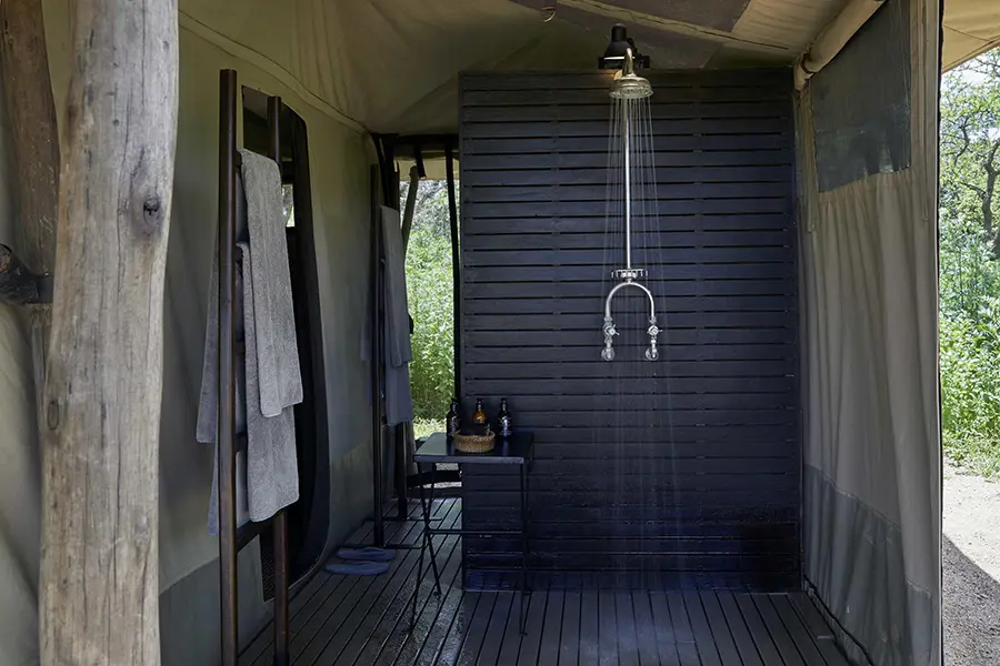 nyasi-tented-camp-nyasi_room_shower