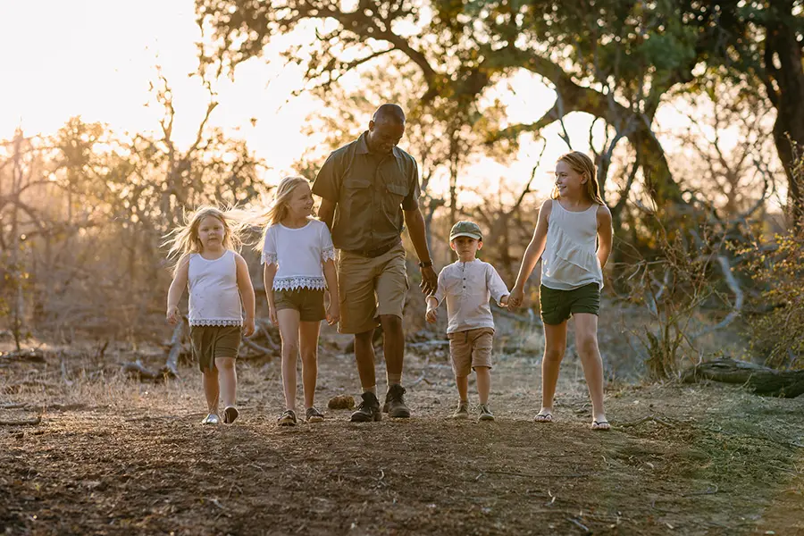 thornybush-guided-kids-bush-walk