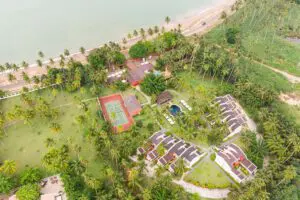 Aerial view of Omali.