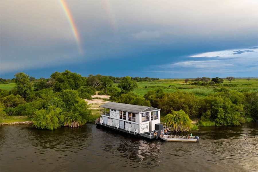 Okavango Spirit Houseboat.