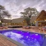 Piscina del Tarangire Ndovu Tented Lodge.