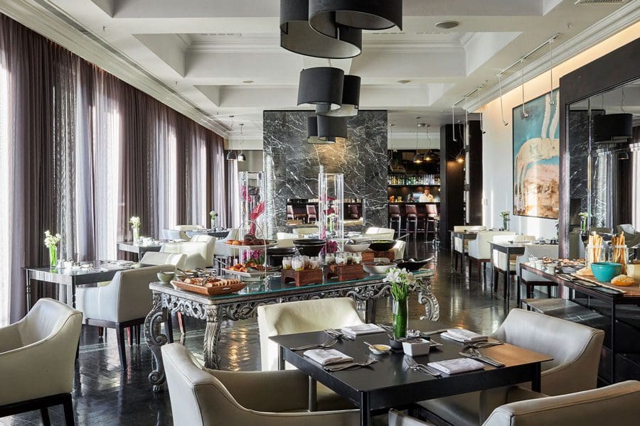newmark_queen-victoria-hotel