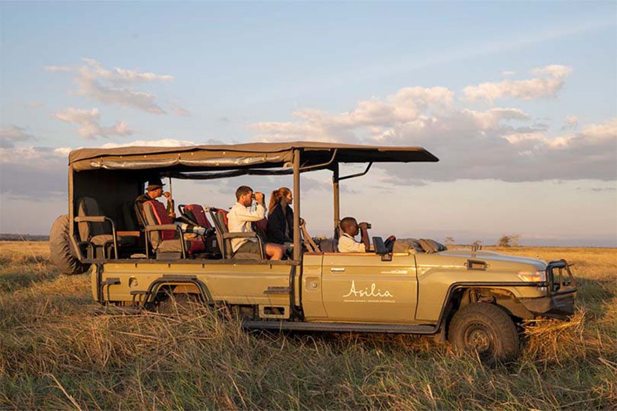 A game drive at Usangu Expeditions Camp, Ruaha National Park, Tanzania | Go2Africa 