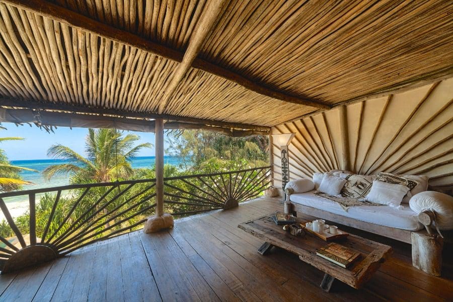 Beach lifestyle in Kenya, East Africa | Go2Africa