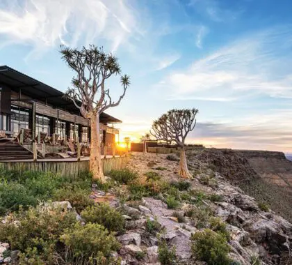 El exterior del Fish River Lodge con vistas a uno de los cañones más famosos del mundo. 