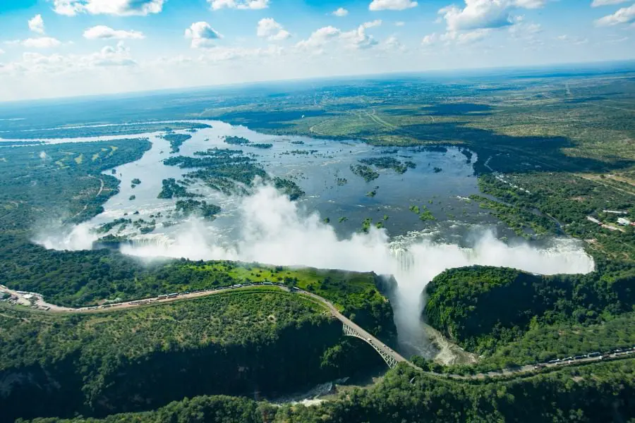 Vista aérea de las cataratas Victoria | Go2Africa
