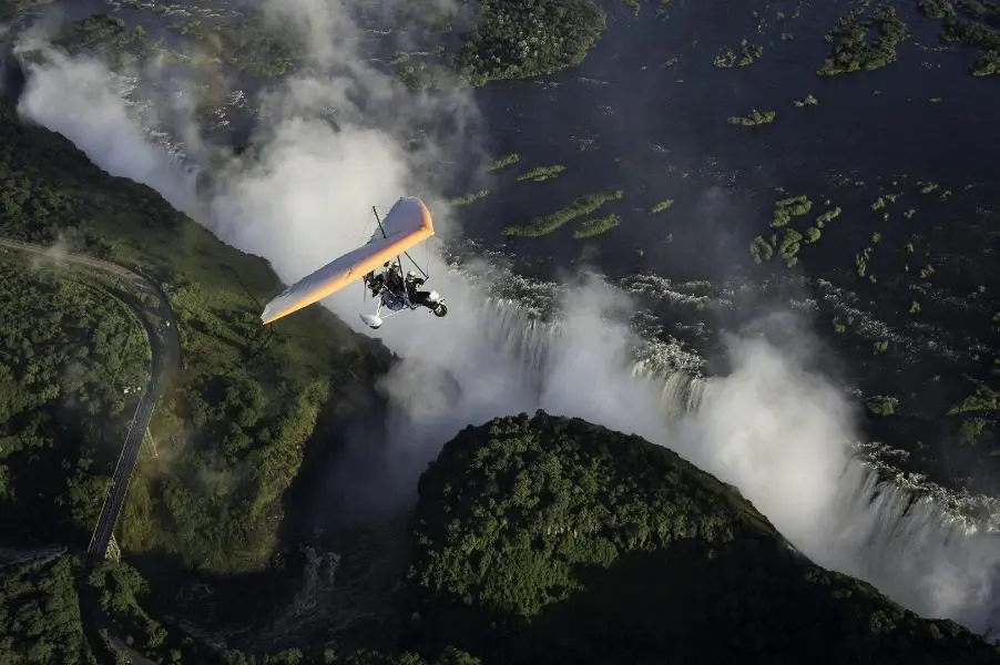 Vuelo en ultraligero sobre las cataratas Victoria en el lado zambiano