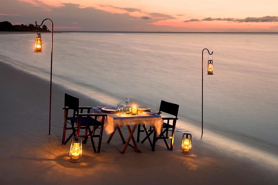 Private dining is popular on powder-soft sand beaches. 