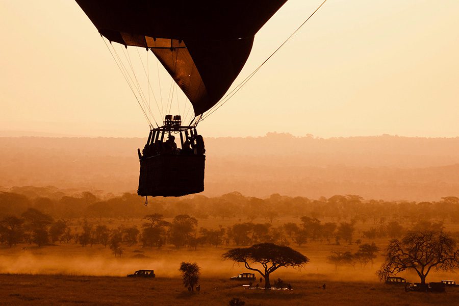 Hot-air balloon safaris in Africa | Go2Africa