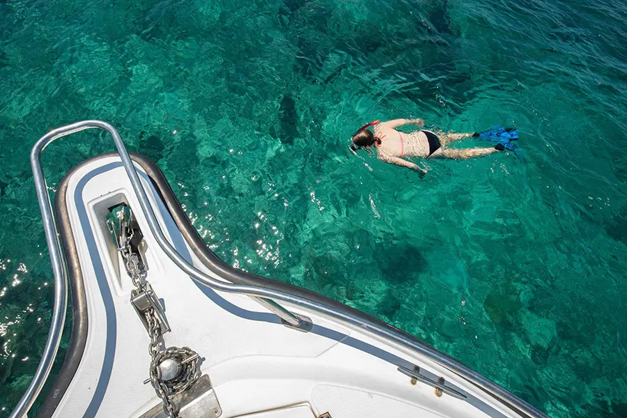 Snorkelling in 2 Mile Reef, Vilanculos, Mozambique.