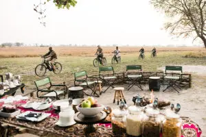 El desayuno perfecto de bienvenida en el campamento Chisa Busanga.