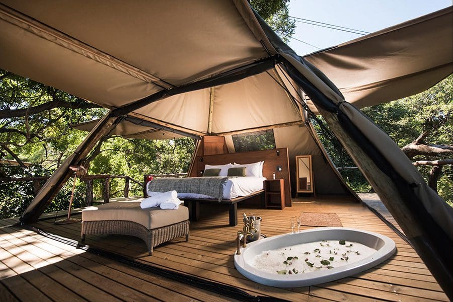 Beautiful tents at Shawa with a romantic sunken bathtub