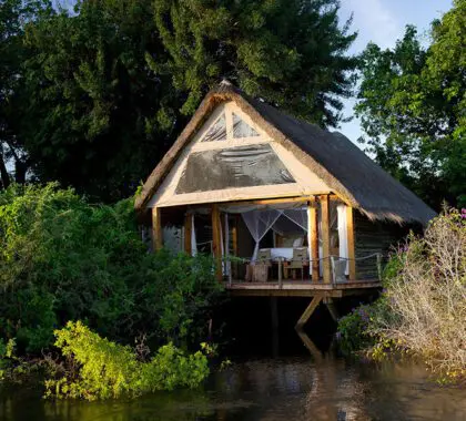 sindabezi-island-lodge-private-open-fronted-chalet