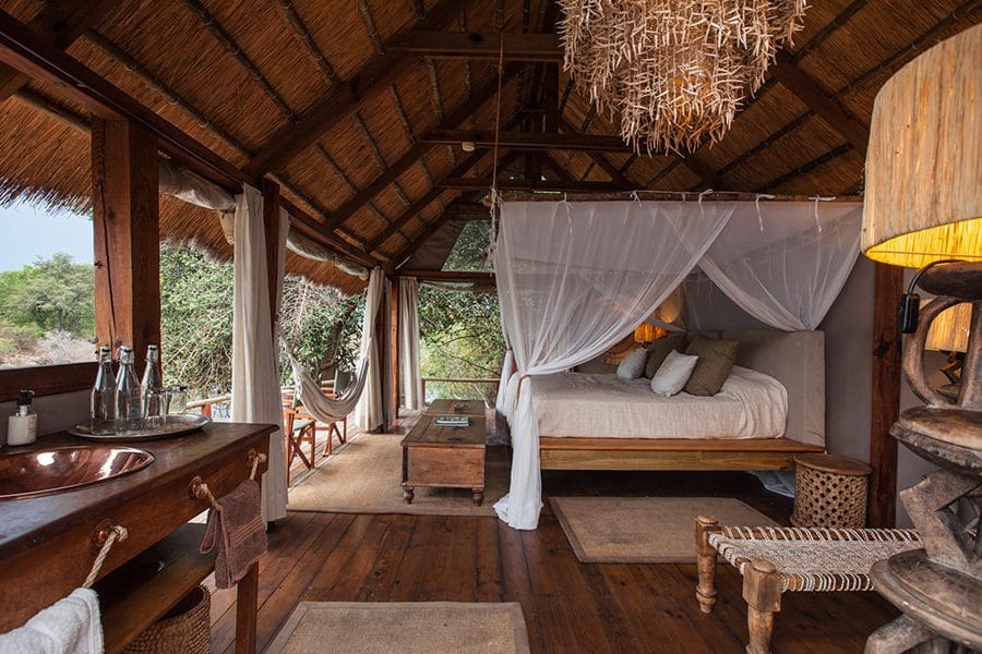 Chalé privado en el Sindabezi Island Lodge de Zambia | Go2Africa