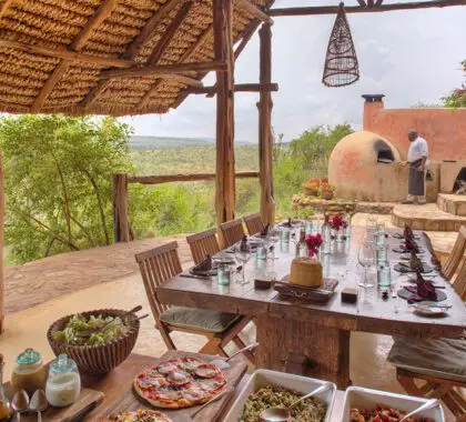 Comida de pizza en Borana.