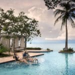 Felicidad junto a la piscina en Zimbabue | Bumi Hills
