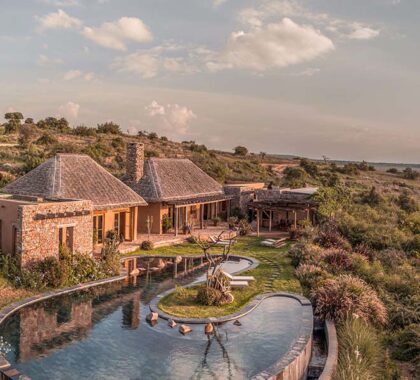 A truly luxury safari lodge with stunning views. 