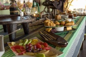 camp-hwange-breakfast