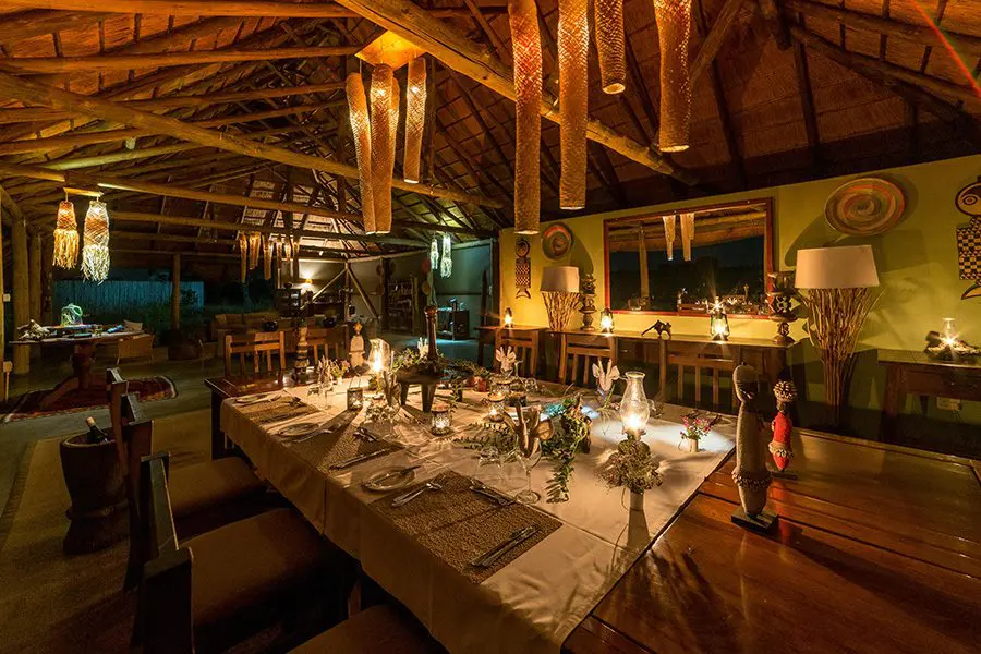 campamento-hwange-cena