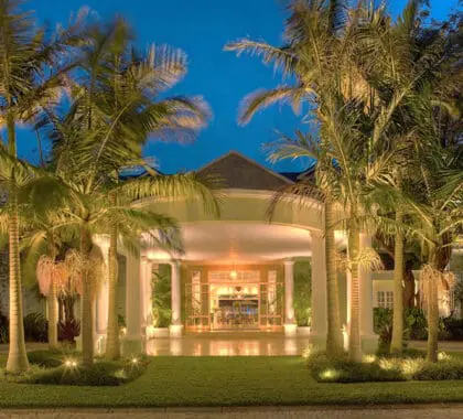 Entrada a Hemingways Nairobi.