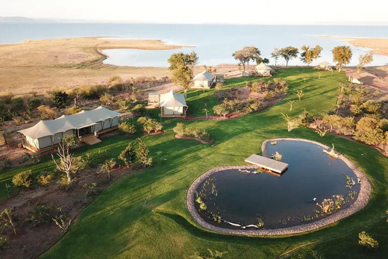 lake-suites-and-pond