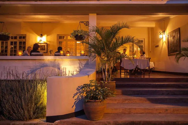 Dinnertime ambiance.
