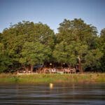 Exterior del Kapamba Bush Camp. 