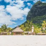 Il meglio delle belle spiagge e dei giardini tropicali al Beachcomber Dinarobin.