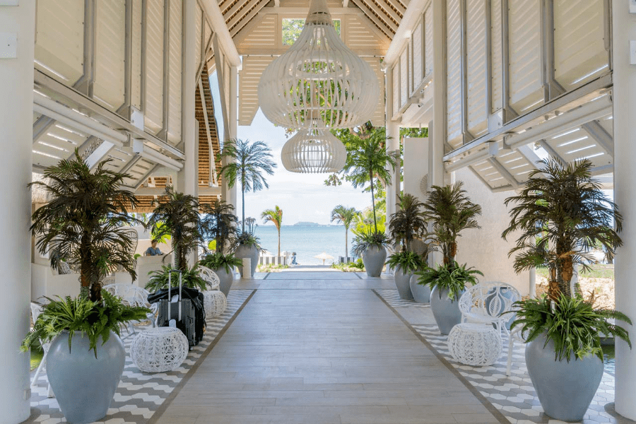 LUX* Grand Gaube hotel entrance in Mauritius | Go2Africa