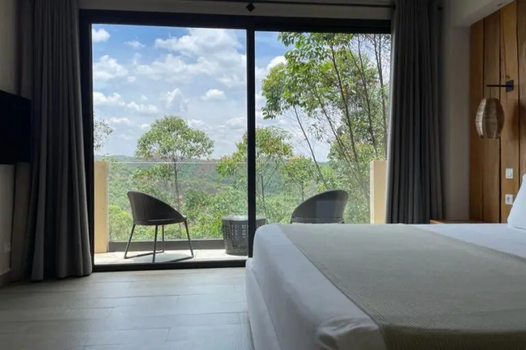 A balcony with a beautiful view.