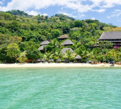 Looking over Tsara Komba Beach & Forest Lodge in Madagascar and the beach in front of it | Go2Africa
