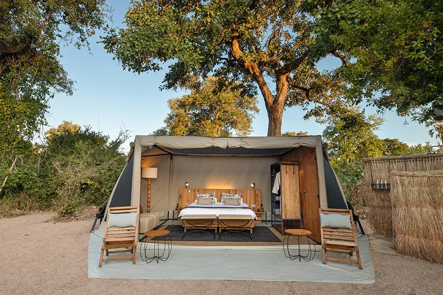 kokoko-tent-front-exterior-with-open-cover