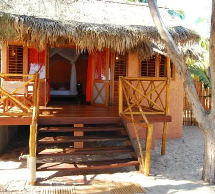 En la arena del Palissandre Côte Ouest Resort & Spa.