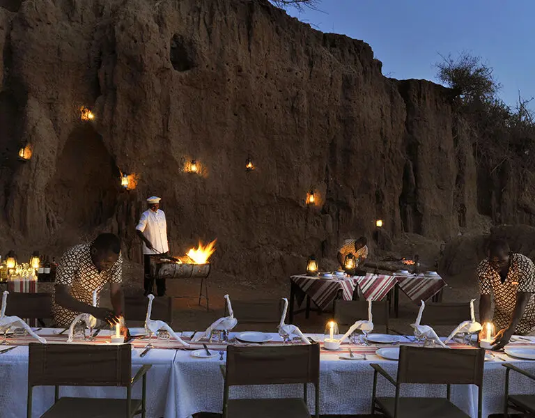 Open-air dinners under the stars. 
