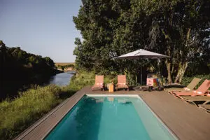 Spend your leisure hours poolside. 