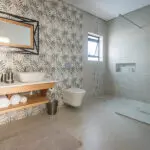 Spacious en-suite.