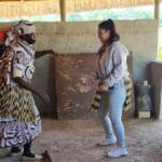 Danse avec des habitants du Botswana.